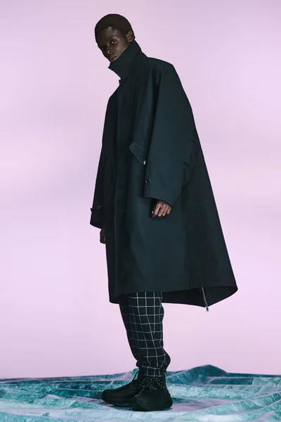Look 3